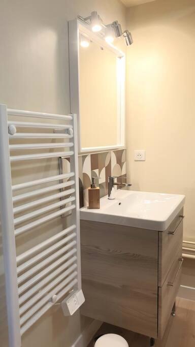 Le California 70 - Suite Detente - Free Parking Dijon Luaran gambar